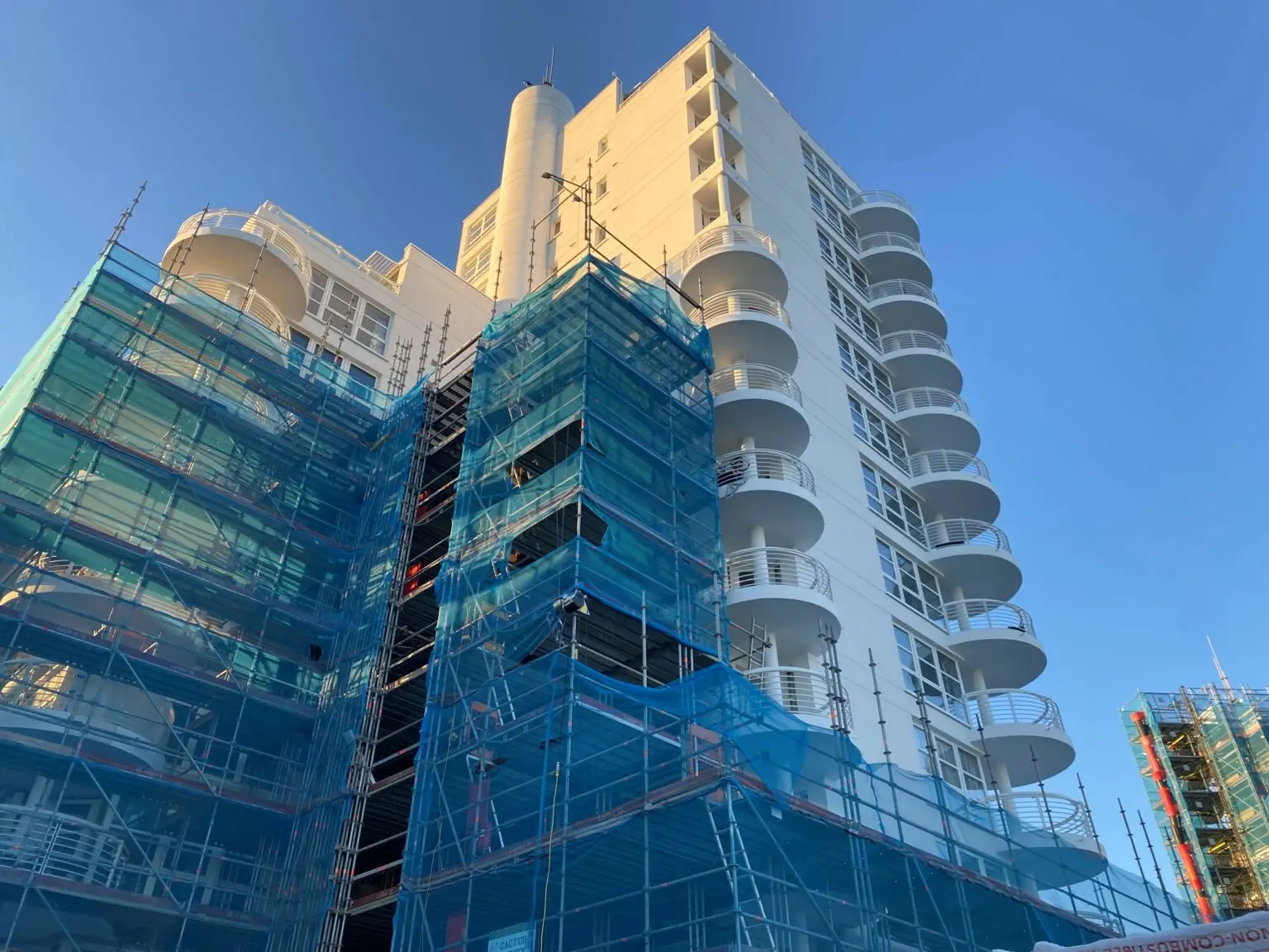 Pierhead Lock - Cladding Remediation